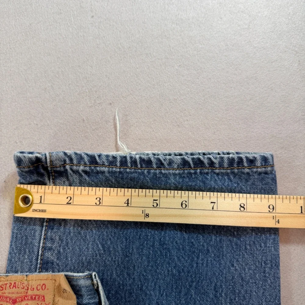 Levis 501 Original Fit Button Fly Jeans Medium Wash Denim 38x32 Distressed